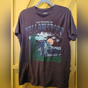 Goodfellow & Co Brown Graphic YELLOWSTONE T-Shirt